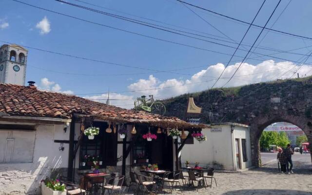 Private room historic center Elbasan