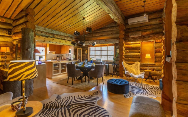 Kuukkeli Log Houses Teerenpesä - Premium Suite A48