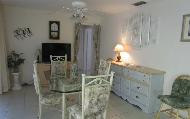 Palm Tree by 123cape VR