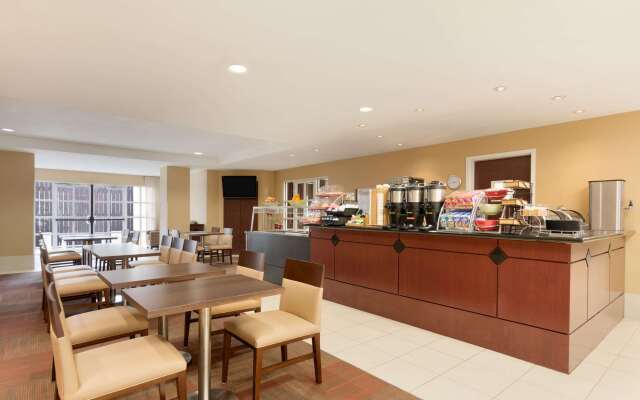 Hawthorn Extended Stay by Wyndham College Station
