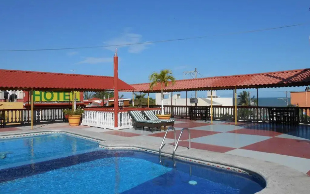 Hotel y Bungalows Monteverde