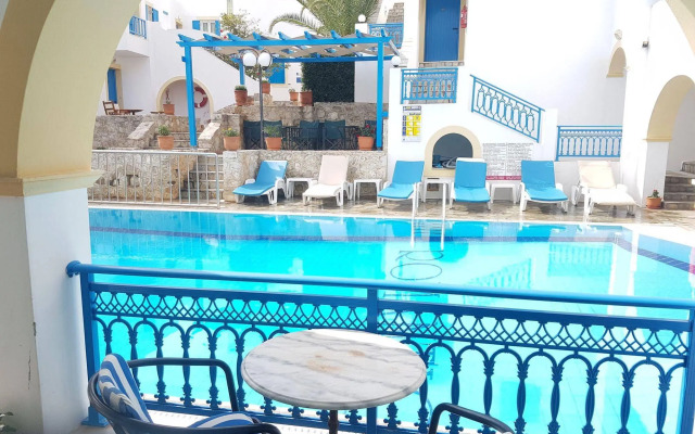 Pantonia Apartments