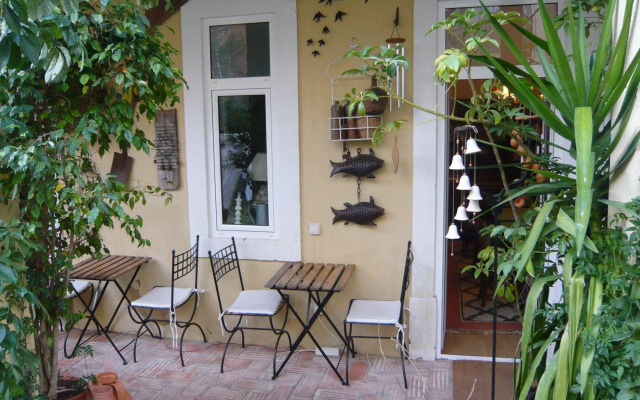 Alves Torgo 14 Lisbon Guest House