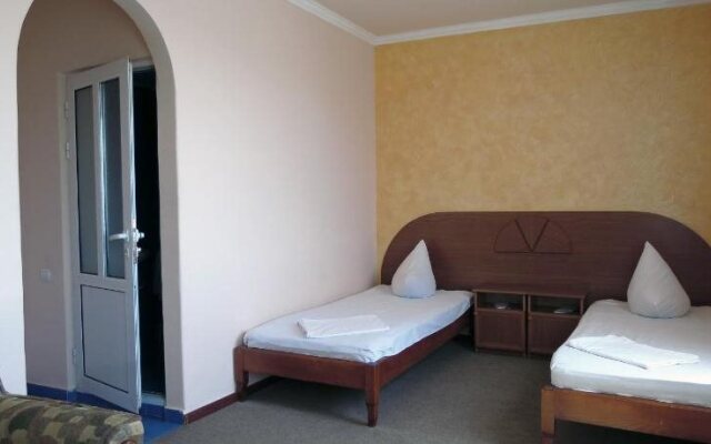 White House Hotel