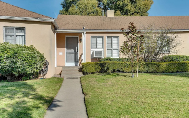 Centrally Located Burbank Duplex Near Hollywood!