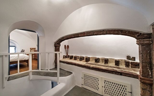 Lucky Homes - Oia