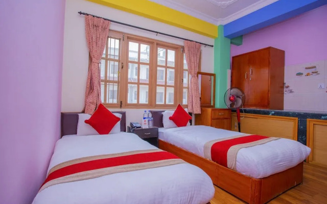 Oyo 414 Hotel Om