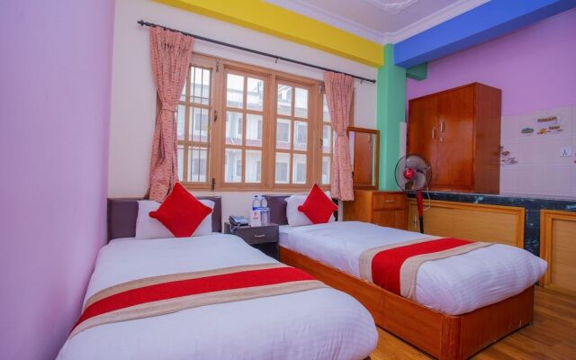 Oyo 414 Hotel Om