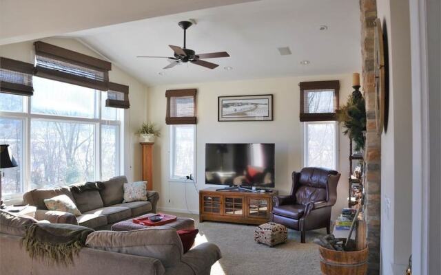 Sugar Creek Vacation Rental