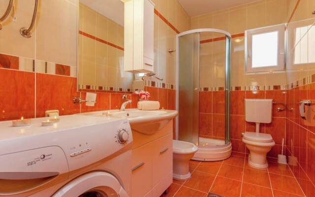 Country House in Croatia With Pool