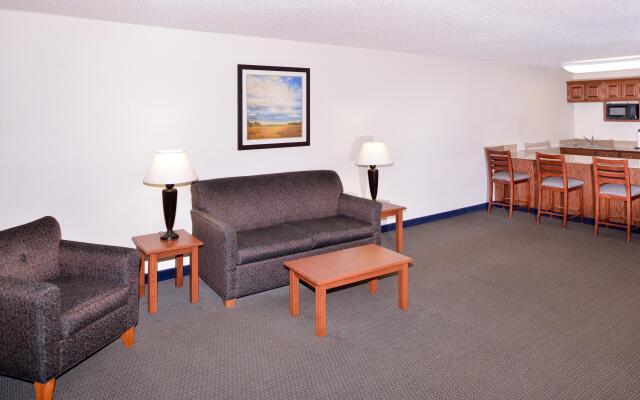 Holiday Inn Express & Suites Sioux Falls At Empire Mall, an IHG Hotel