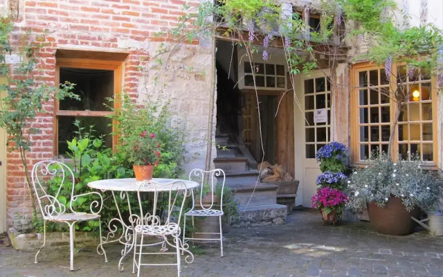 A l'Ecole Buissonnière