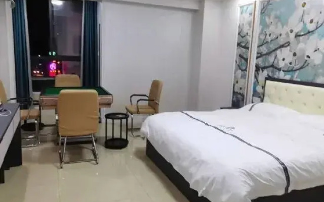 Coconut Hotel