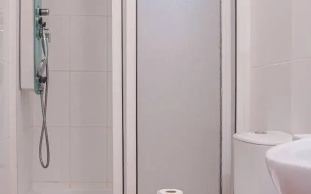 Peaceful and Serene 3 Bedroom Apartment in Lisbon