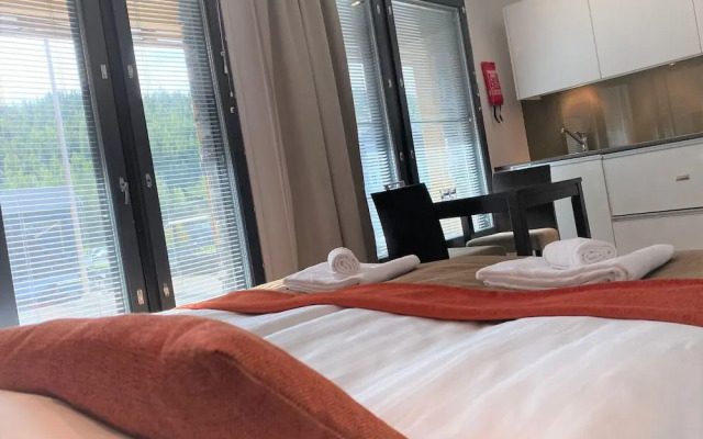 Levi Suites Levi Gold