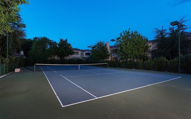 Home Suite Home 3 BR by Casago