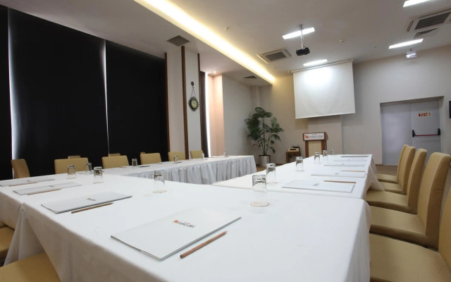 Orucoglu Oreko Hotel