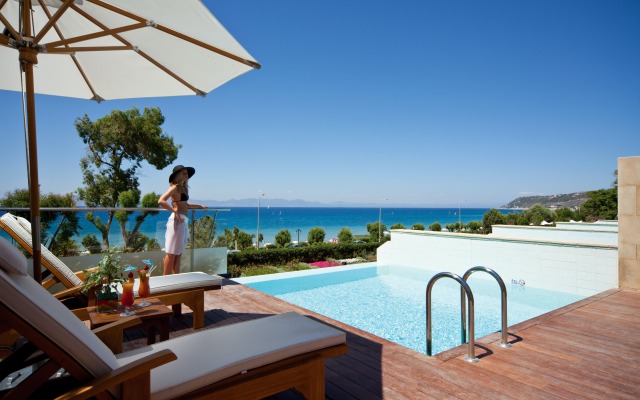 Amathus Elite Suites(Ixia)