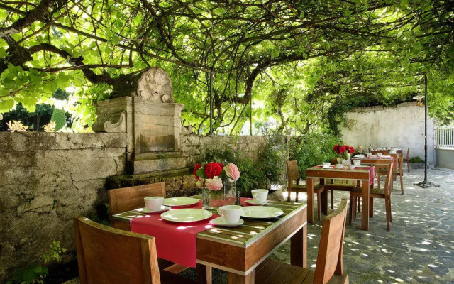 Domaine des Saints Pères