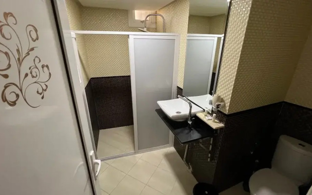 Hotel Pyramides Collection