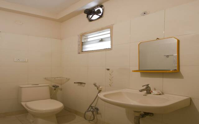 OYO 13193 Rockline Comfort Stay