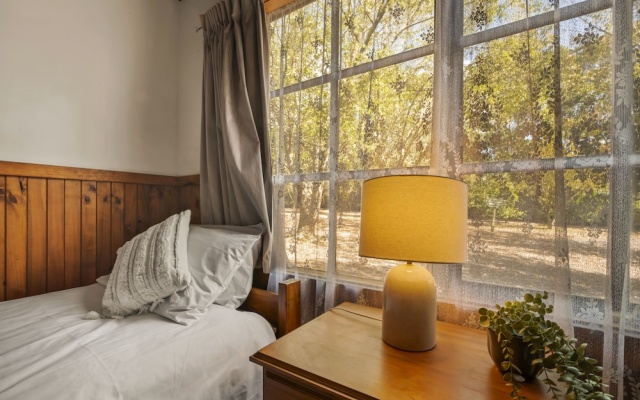 StayAU 2BR Yarra Valley Cottage – Guest Rooms – Melbourne