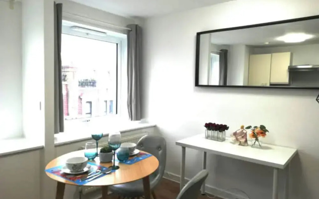 Luxurious Home Tottenham Court Road Charingcross Leicester Square