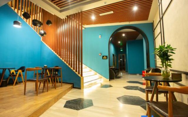 Y. Oung Hotel (Xinzheng Airport)