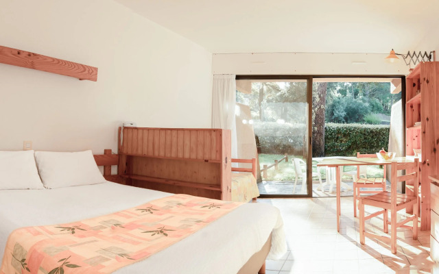 Résidence Hôtelière les Acanthes