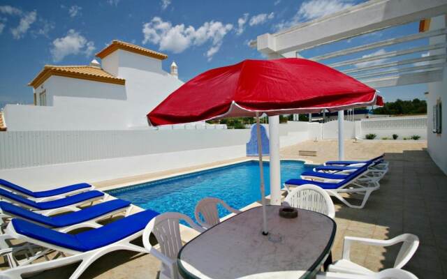 Villa 3 Bedrooms With Pool 101343