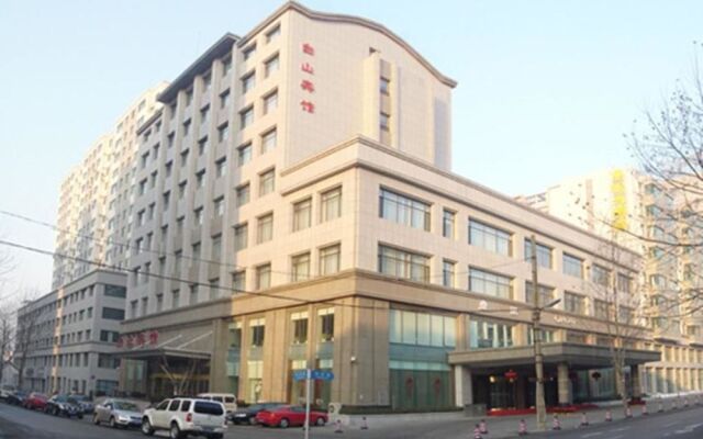 White Clouds Hotel - Dalian