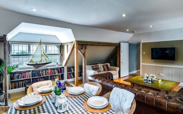 The Penthouse, Essex