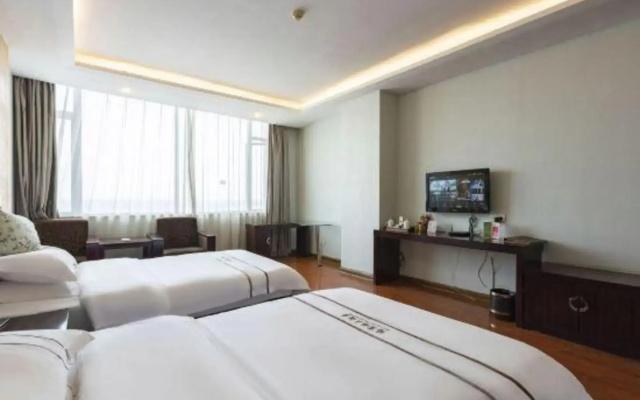 Golden Harbor Hotel