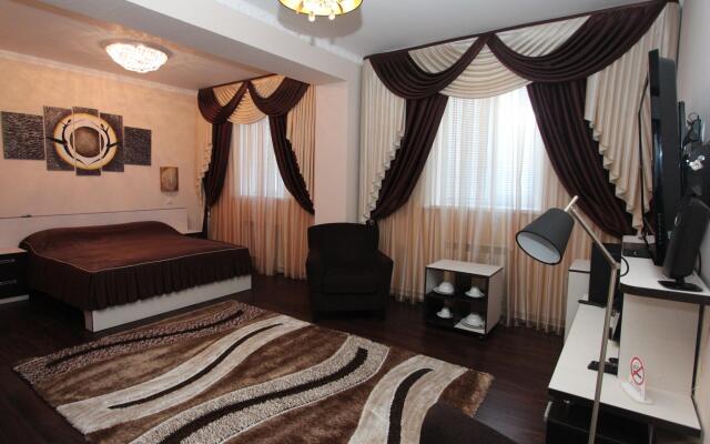 E-hotel