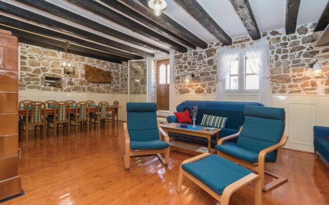 Nice Home in Preko With Wifi and 2 Bedrooms