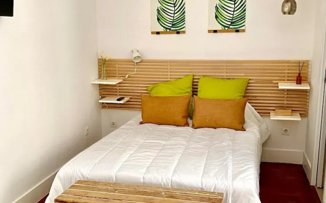 Modern Studio in the Historic Center of Bica