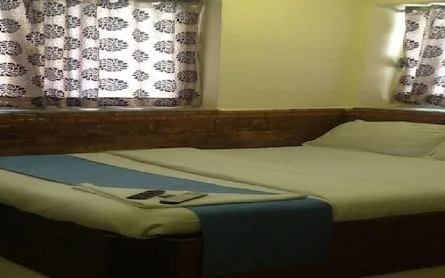 Room Maangta 111 @ Andheri East
