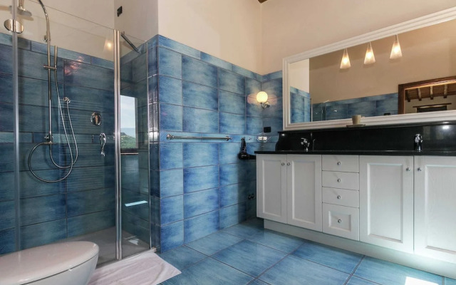 Scenic Stay in Poppi With Pool