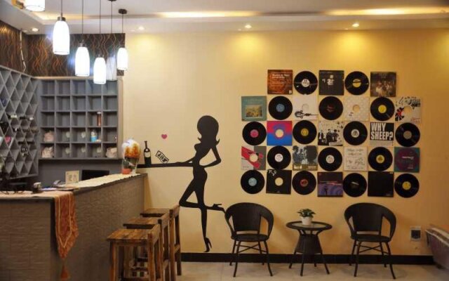 Huashan Hua Yi International Youth Hostel