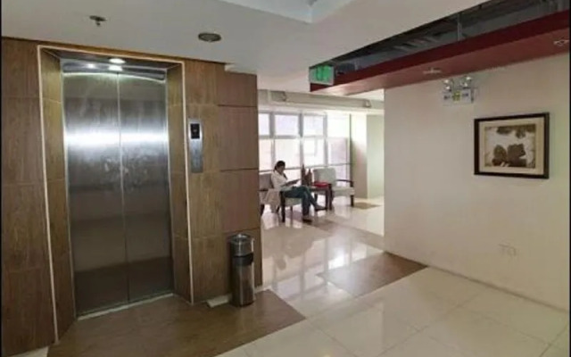 Valleyfront Hotel
