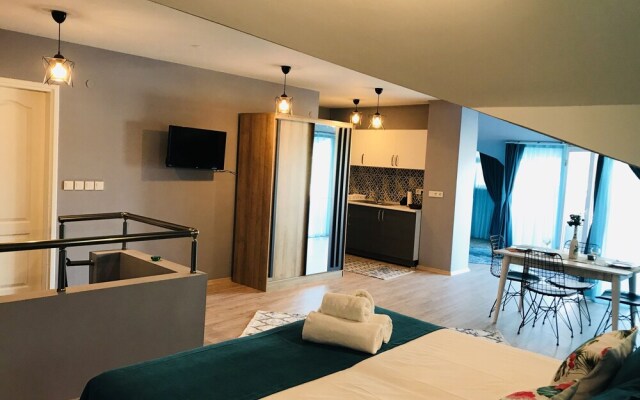 Sirena's Suites