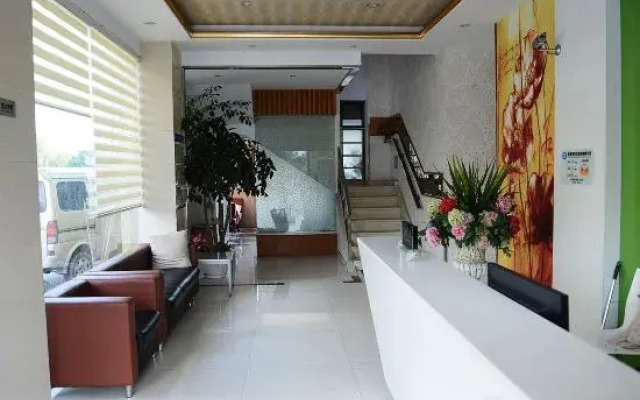 Holiday Inn Shanghai Starwood