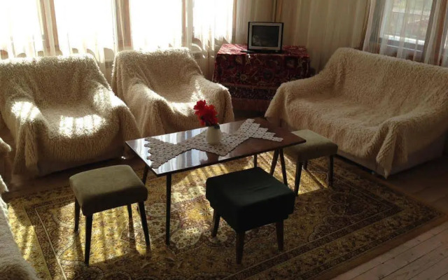 Katya Guest House