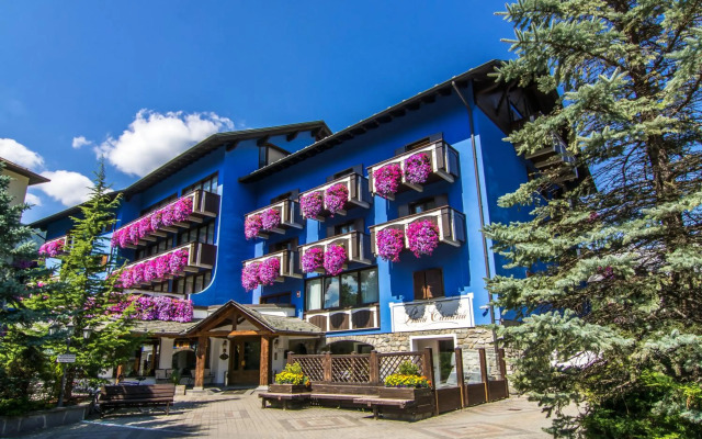 Hotel Baita Clementi