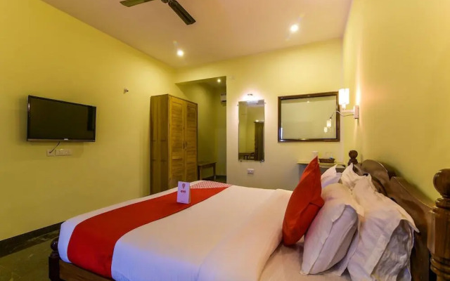 Aarya Boulevard by OYO Rooms