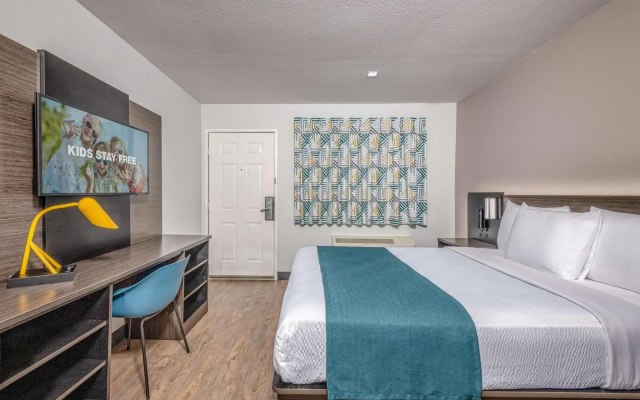 Motel 6 Euless, TX - Dallas