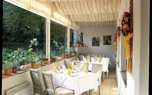Hotel Zur Burg Sternberg