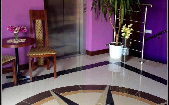 Hotel Vinci Airport
