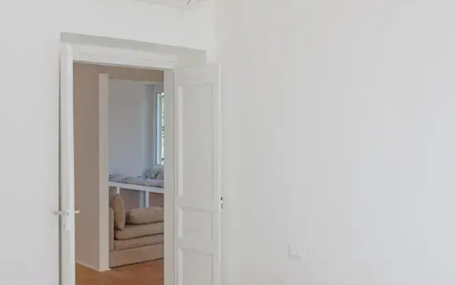 Newly Renovated Ocean View Flat