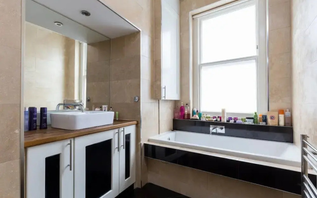 Central 2 Bedroom Apartment in Westminster